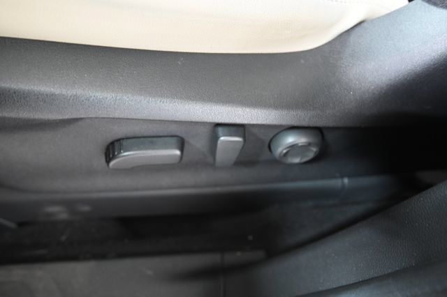 Used 2025 Subaru Ascent Limited AWD/4WD image 27