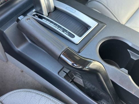 Used 2007 Ford Mustang GT Premium image 26