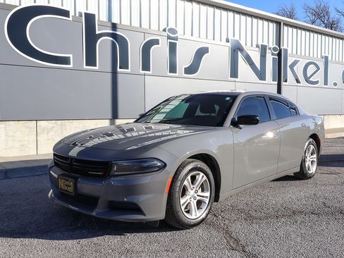 Used 2023 Dodge Charger SXT image 1