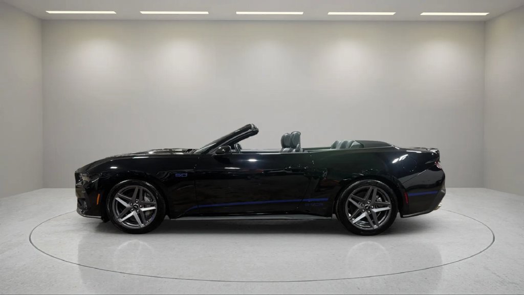 Used 2025 Ford Mustang GT Premium RWD image 15