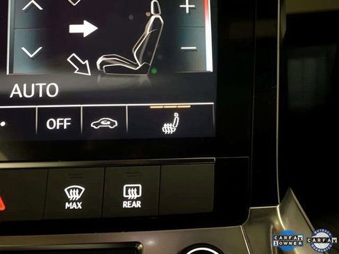 Used 2024 Audi Q8 e-tron Premium image 46