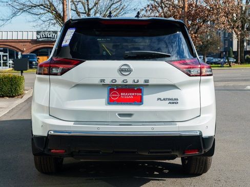 New 2026 Nissan Rogue Platinum w/ Tech Package AWD/4WD image 5