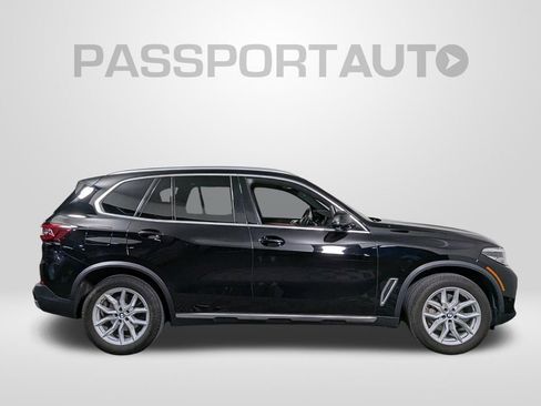 Certified 2023 BMW X5 xDrive40i w/ Parking Assistance Package AWD/4WD image 8