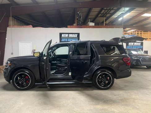 Used 2023 Ford Expedition Limited AWD/4WD image 8