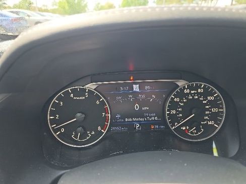 Used 2023 Nissan Altima 2.5 SV w/ SV Premium Package FWD image 13