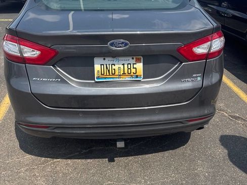 Used 2016 Ford Fusion SE w/ Equipment Group 502A FWD image 1