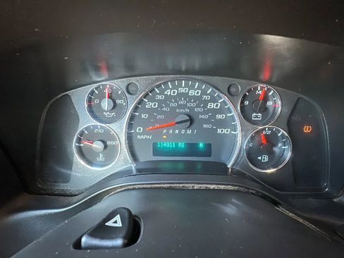 Used 2020 GMC Savana 2500 w/ Driver Convenience Package RWD image 11