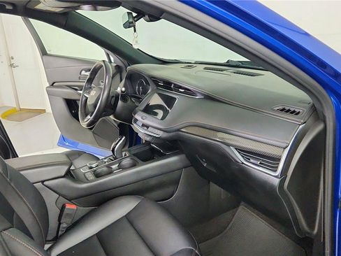 Used 2021 Cadillac XT4 Sport w/ Cold Weather Package image 28