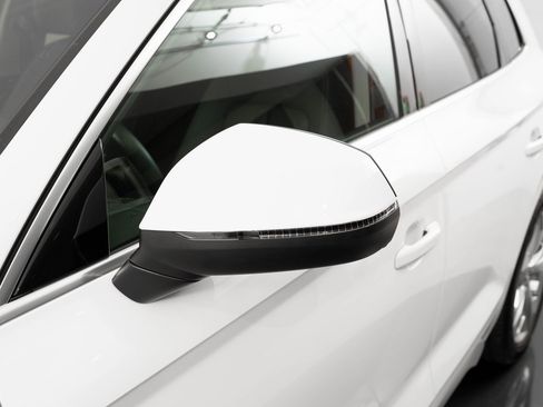 Used 2023 Audi Q5 2.0T Premium Plus w/ Premium Plus Package image 15