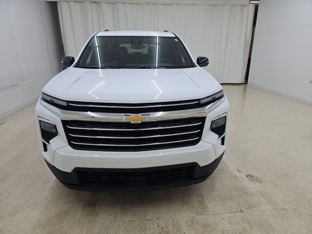 Used 2025 Chevrolet Traverse LT AWD/4WD image 11