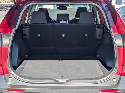 Used 2021 Toyota RAV4 XLE w/ Carpet Mat Package (TMS) FWD image 13