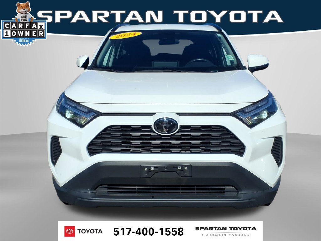 Used 2024 Toyota RAV4 XLE FWD image 3