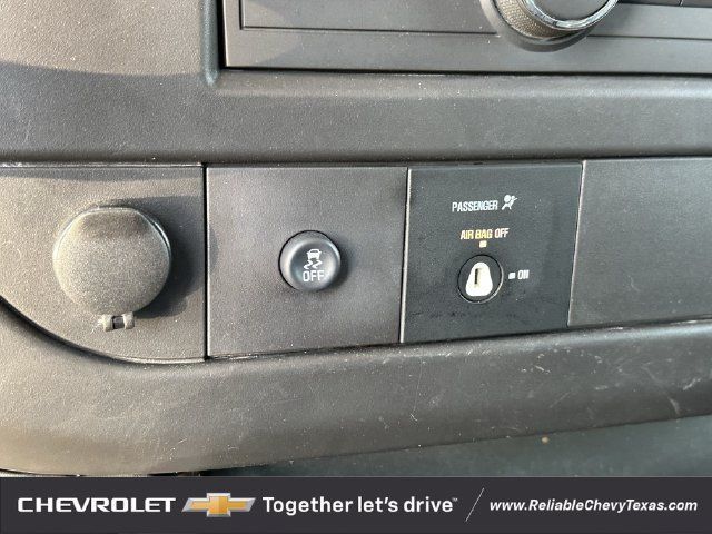 Used 2025 Chevrolet Express 2500 w/ Driver Convenience Package RWD image 20