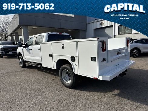 New 2026 Ford F350 XL w/ XL Chrome Package image 6