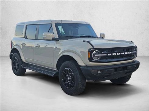 New 2025 Ford Bronco Outer Banks AWD/4WD image 7
