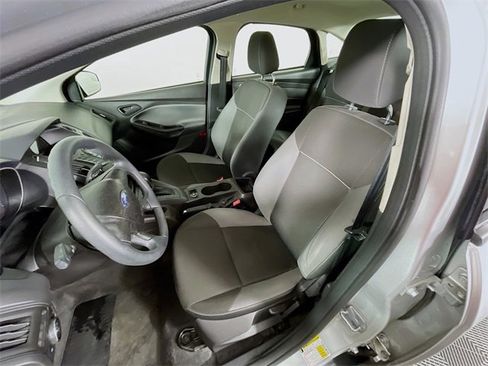 Used 2014 Ford Focus S image 18