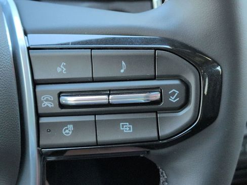 New 2026 Chevrolet Colorado Trail Boss AWD/4WD image 13