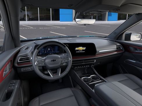 New 2026 Chevrolet Traverse Z71 w/ Enhanced Driving Package AWD/4WD image 16