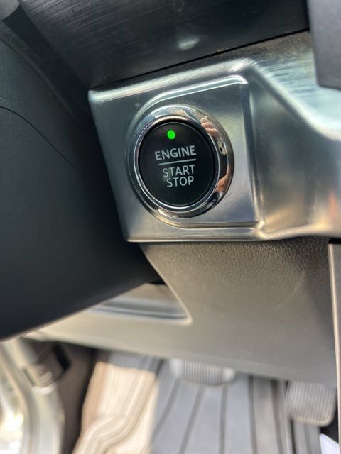 Used 2023 Ford F150 Lariat RWD image 35