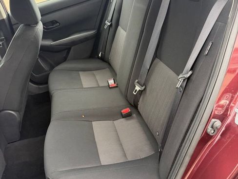 Used 2024 Nissan Sentra SV FWD image 11