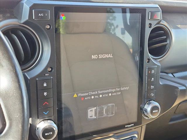 Used 2019 Jeep Wrangler Unlimited Sport S AWD/4WD image 14