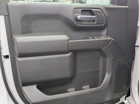 Certified 2025 Chevrolet Silverado 1500 Custom image 12