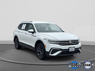 Certified 2022 Volkswagen Tiguan SE video 1