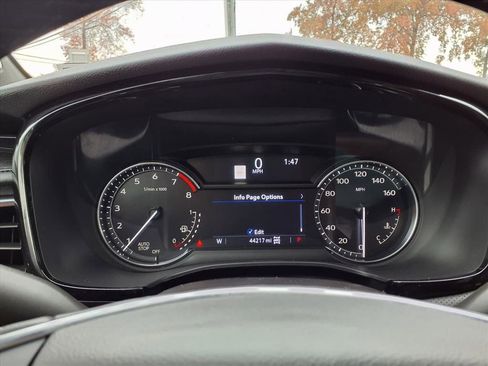 Certified 2022 Cadillac XT5 Premium Luxury image 16