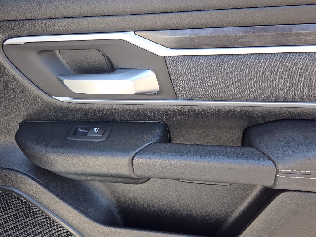 Used 2021 RAM 1500 Big Horn RWD image 19