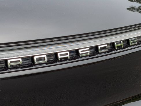 Certified 2026 Porsche Macan S AWD/4WD image 29