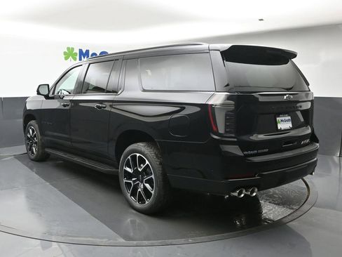 New 2026 Chevrolet Suburban RST image 27