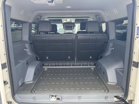Used 2024 INEOS Grenadier Station Wagon AWD/4WD image 12