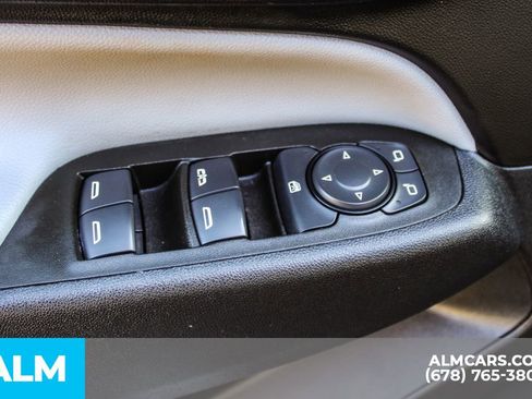 Used 2023 Chevrolet Equinox LT image 39