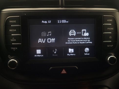 Used 2020 Kia Soul S FWD image 25