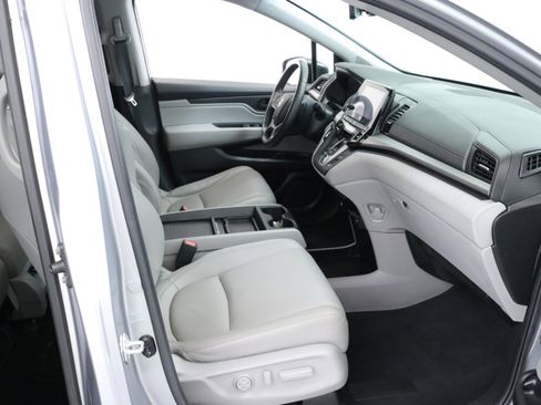 Used 2023 Honda Odyssey EX-L image 31