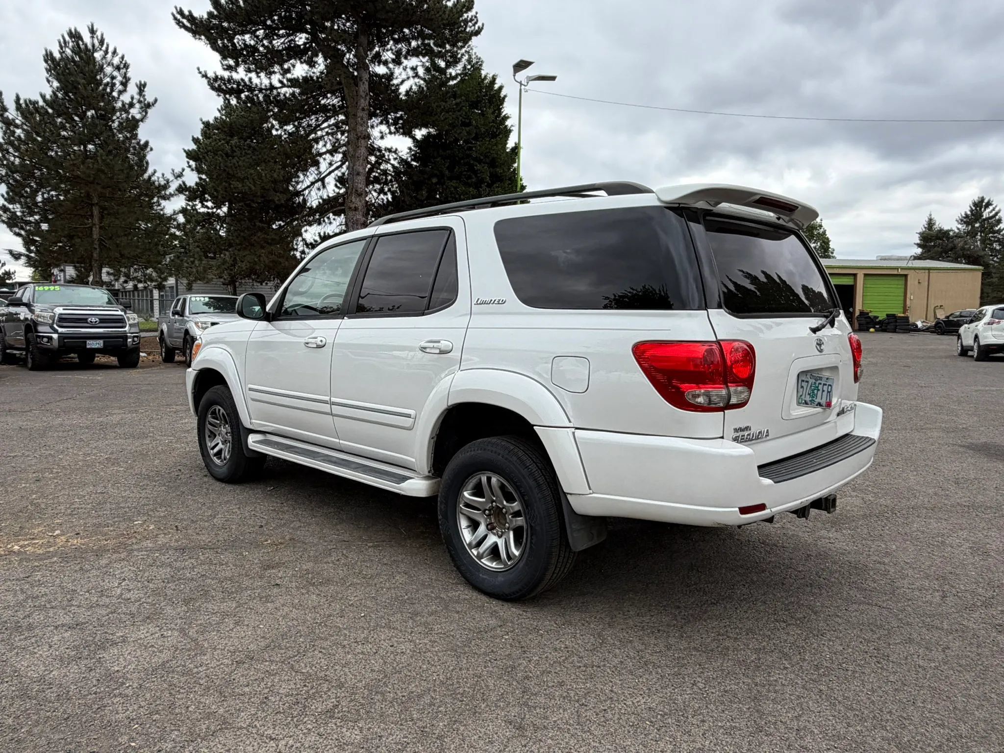 Used 2006 Toyota Sequoia Limited AWD/4WD image 5