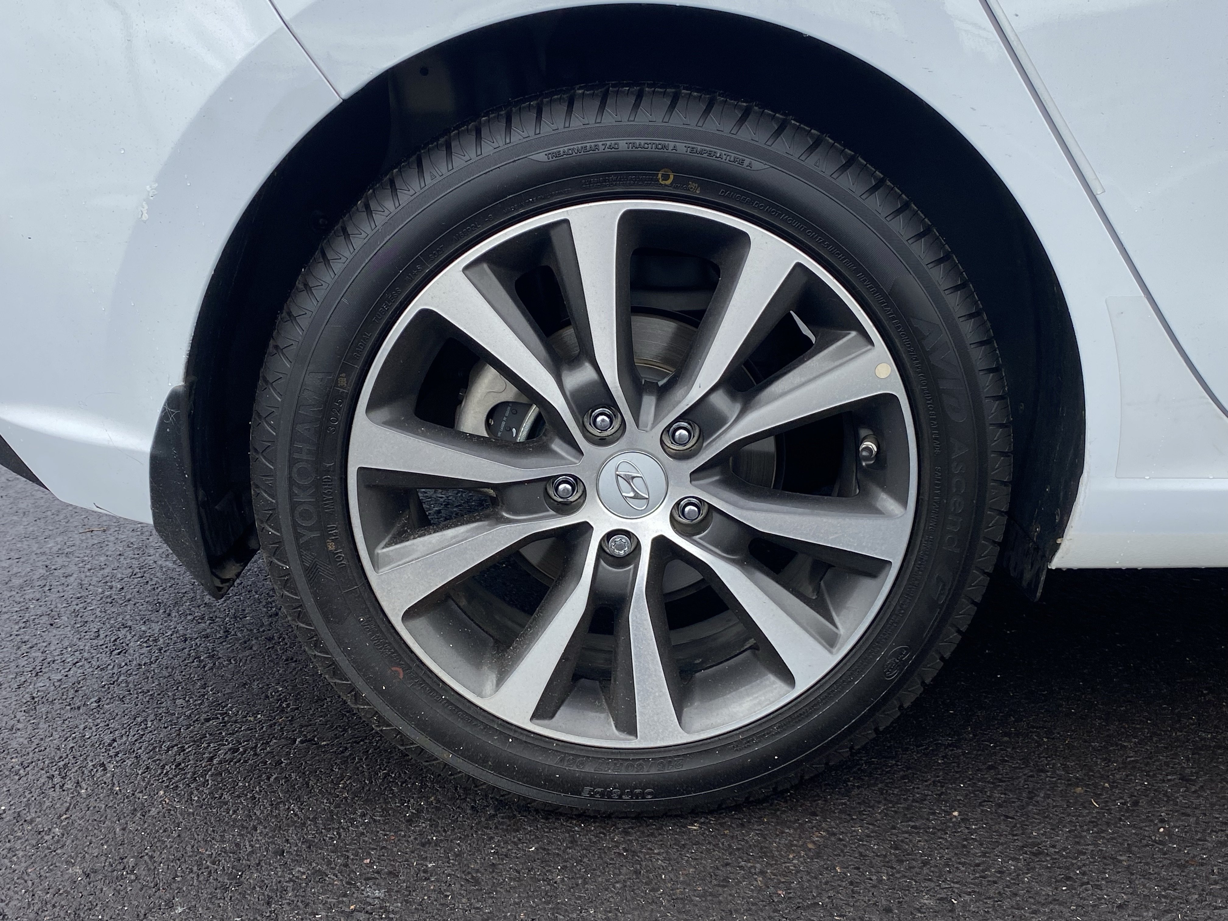 Used 2019 Hyundai Elantra GT FWD image 9
