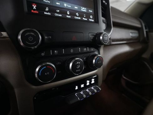 Used 2021 RAM 1500 Laramie AWD/4WD image 19