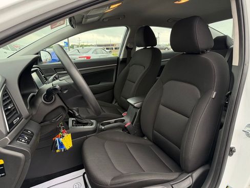Used 2018 Hyundai Elantra SEL FWD image 10