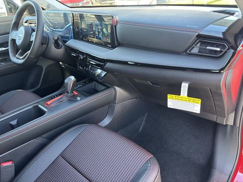 New 2026 Nissan Kicks SR image 10