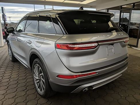 Used 2023 Lincoln Corsair Reserve image 7