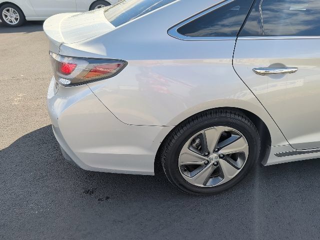 Used 2016 Hyundai Sonata Limited w/ Option Group 02 FWD image 24
