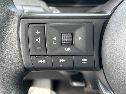 New 2026 Nissan Kicks SV image 31