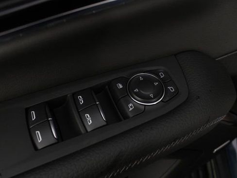 New 2026 GMC Yukon XL Denali w/ Sun & Power Step Package image 18