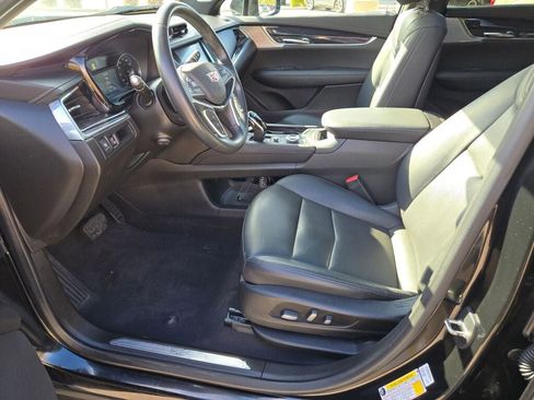 Used 2020 Cadillac XT5 Premium Luxury image 25