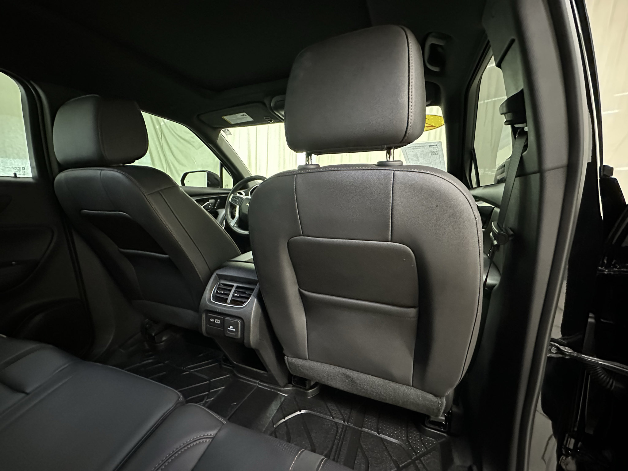 Used 2024 Chevrolet Blazer Premier w/ Driver Confidence II Package FWD image 21