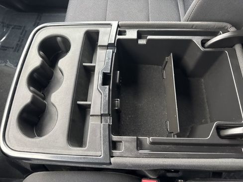 Used 2019 Chevrolet Silverado 1500 LT image 27