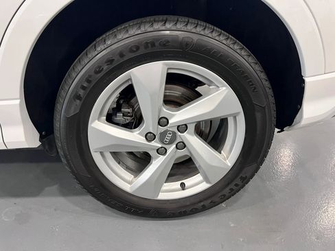 Used 2020 Audi Q3 2.0T Premium image 34