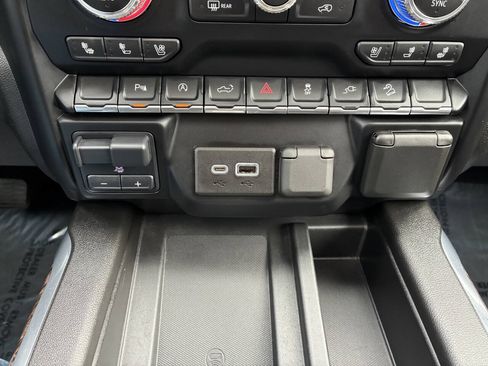 Used 2020 GMC Sierra 1500 Denali w/ LPO, GMC Protection Package AWD/4WD image 28