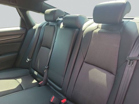 Used 2022 Honda Accord Sport image 29